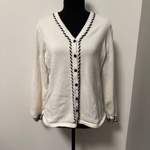 *LIZ GOLF* Ivory x Black Button Down Sweater Size Large